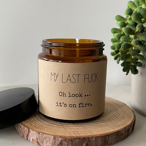 Scented homemade candles w/ trendy labels - Picture 7 of 10